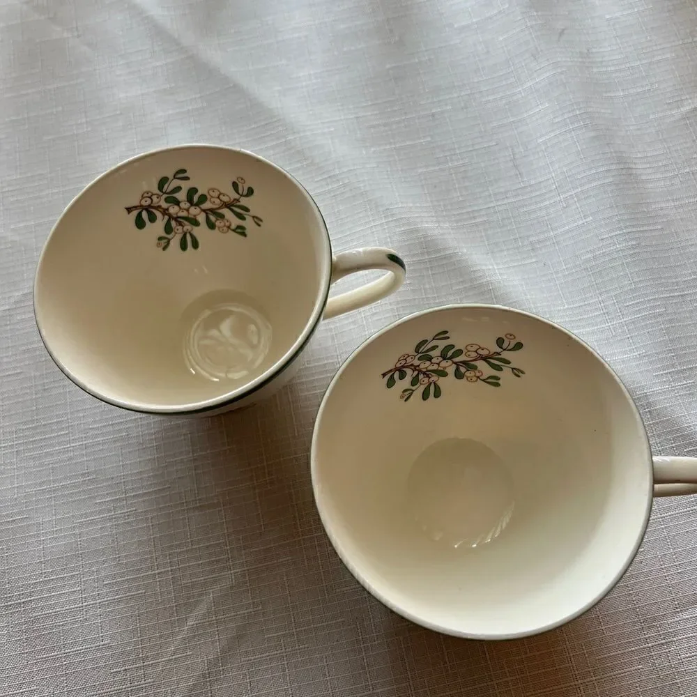 Plummer LTD New York Christmas Tea cup Coffee Cups set of 2
